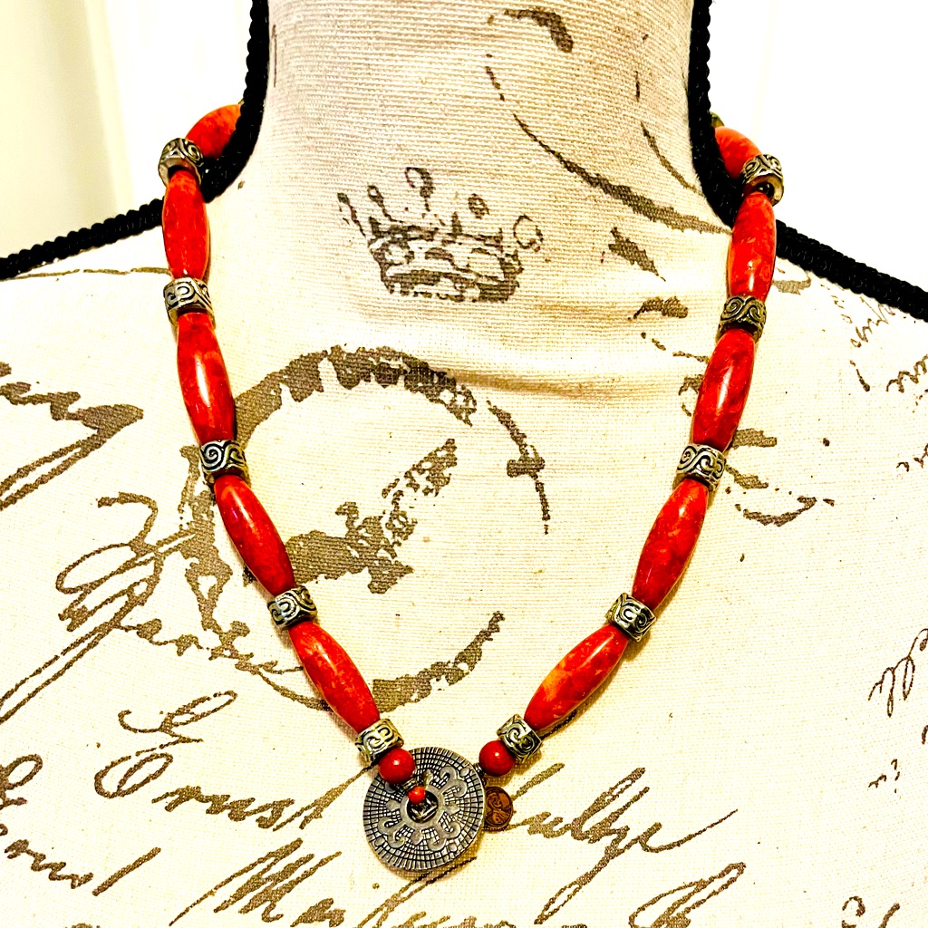 Vtg African Or Apple Coral Tribal Necklace With Tibetan Silver Medallion Toggle 55$